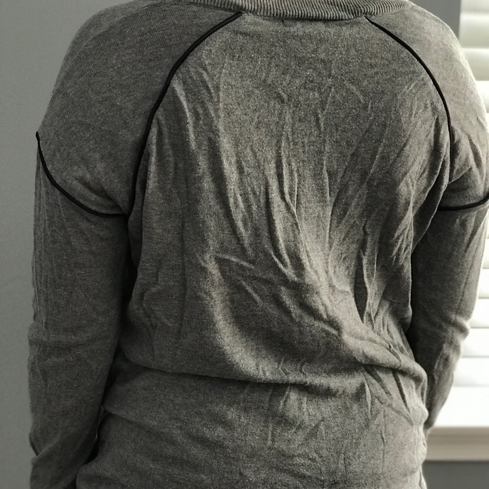 Tildon Sweater - Picture 2 of 4